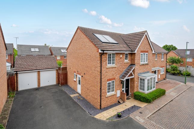 Bentley Court, Birmingham B36 4 bed detached house for sale