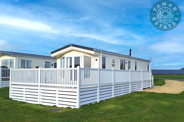 HOLIDAY HOME!! A LIFESTYLE INVESTMENT!! 2 bed detached house for sale
