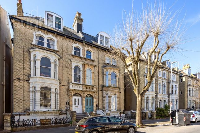 Tisbury Road, Hove, BN3 1 bed flat for sale