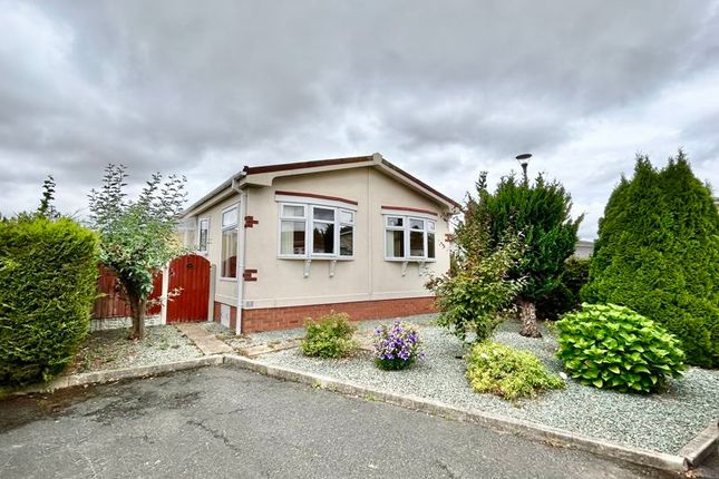 2 bedroom park home for sale
