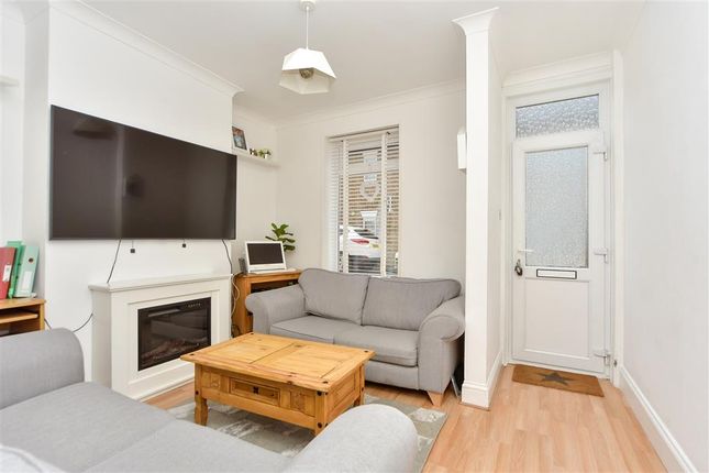 Clyde Street, Sheerness, Kent 2 bed terraced house for sale