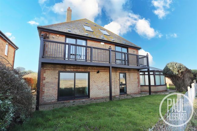 6 bedroom detached house for sale
