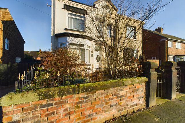 Hayes Street, Thatto Heath, St... 3 bed semi