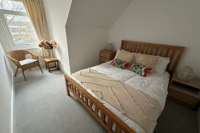 5 bedroom terraced house for sale