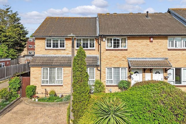 Juniper Way, Romford 4 bed end of terrace house for sale