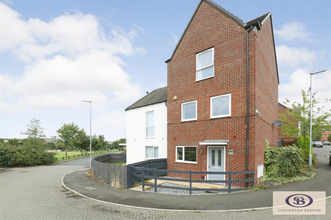 4 bed semi-detached house