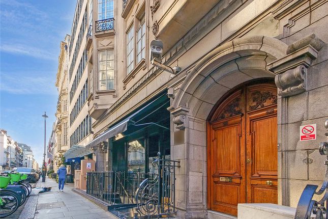 Dover Street, London, W1S 2 bed flat for sale