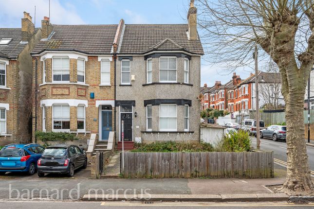 5 bed semi-detached house