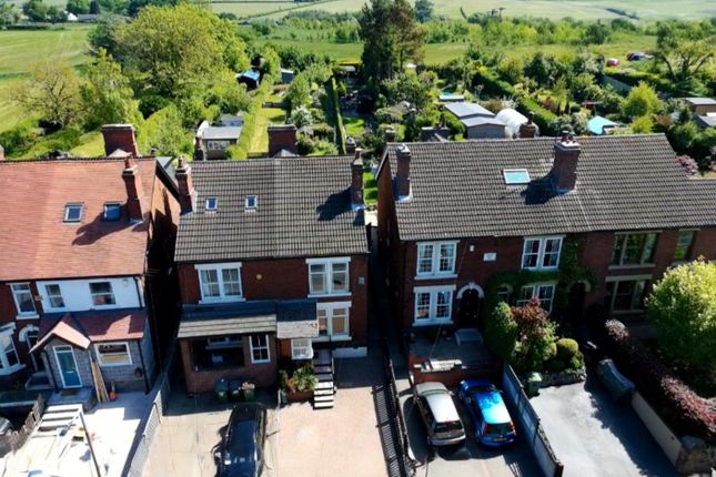 3 bed semi-detached house