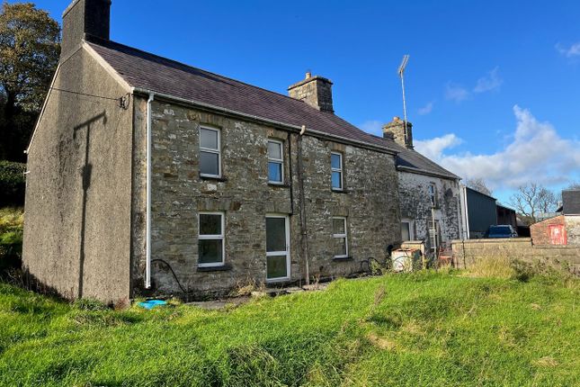 Pontsian, Llandysul, SA44 5 bed property with land for sale