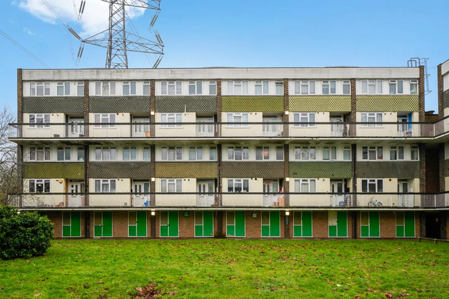 3 bed flat