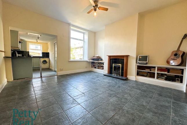 Derby Street, Colne 3 bed terraced house for sale