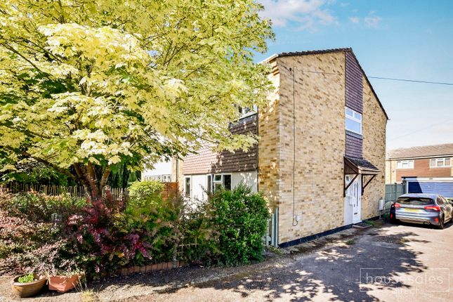 4 bed semi-detached house