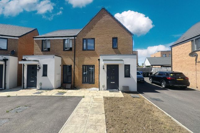 3 bedroom semi-detached house for sale