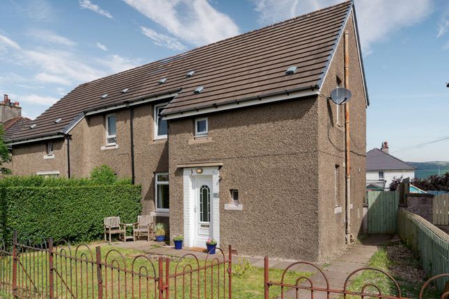67 Loch Road, Kirkintilloch, G66 3EE 3 bed semi