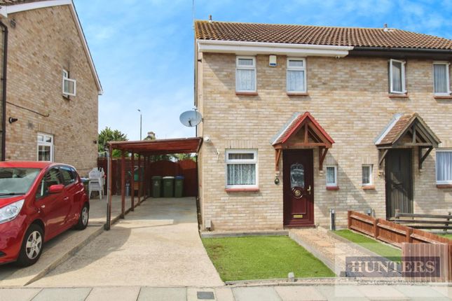 Walker Close, Crayford, Dartford 2 bed house for sale