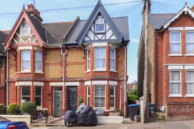 Crescent Road, Ramsgate, Kent, CT11 1 bed semi