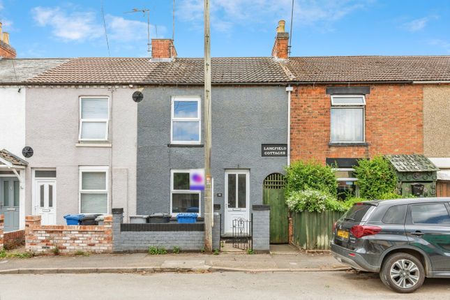 Rushton Road, Kettering NN14 2 bed terraced house for sale
