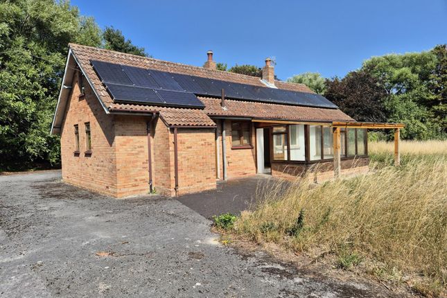 Church Road, Highbridge TA9 3 bed detached bungalow for sale