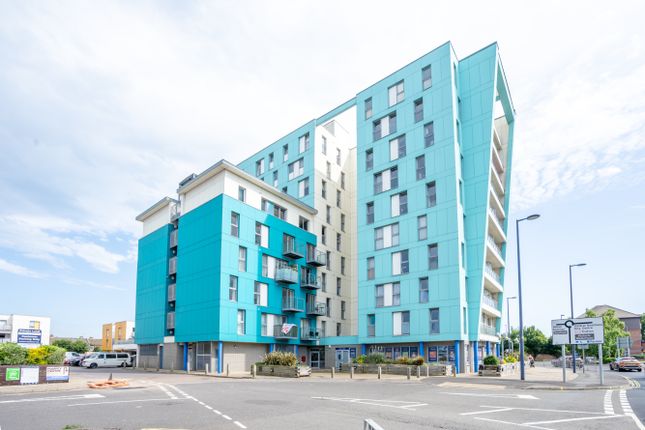 Fratton Way, Southsea PO4 2 bed flat for sale