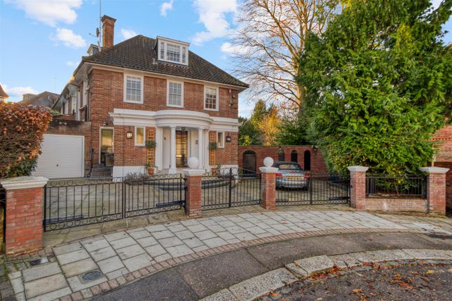 West Heath Close, Hampstead, NW3 8 bed house for sale