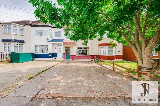Norfolk Avenue, Palmers Green, N13 3 bed terraced house for sale