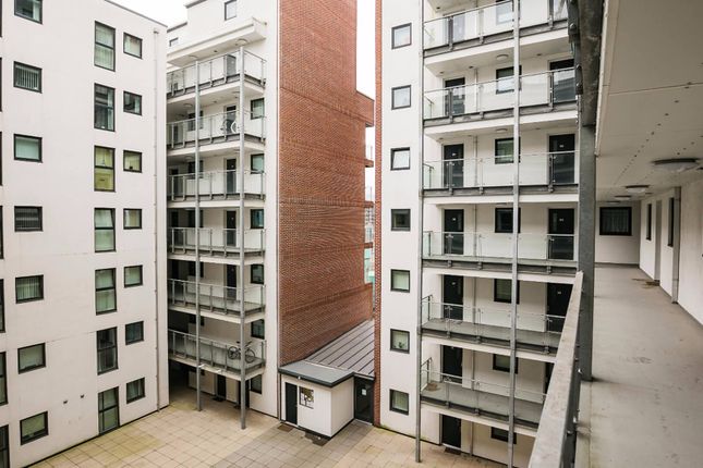 1 bed flat