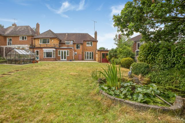 Walsall, West Midlands, WS5 4 bed detached house for sale