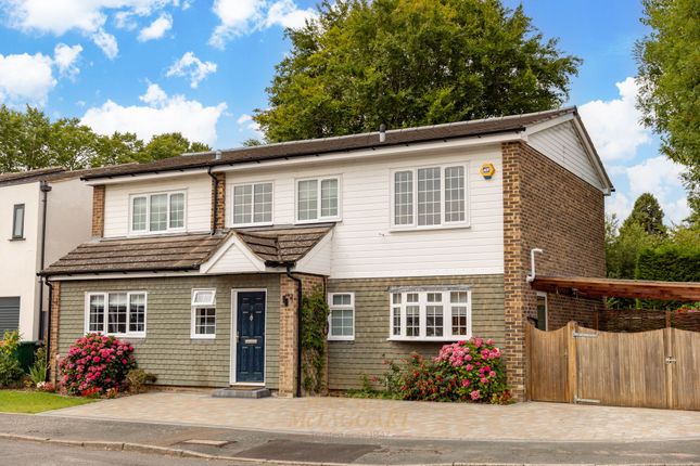 Artel Croft, Crawley RH10 5 bed detached house for sale