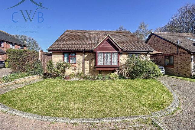 Willowside, Snodland, ME6 2 bed detached bungalow for sale