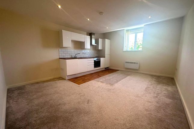 51 Wharncliffe Road, Ilkeston DE7 1 bed apartment for sale