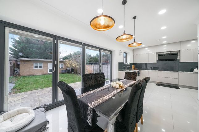 5 bedroom terraced house for sale