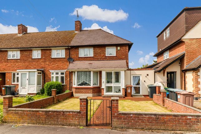 The Fairway, Abbots Langley, WD5 2 bed end of terrace house for sale