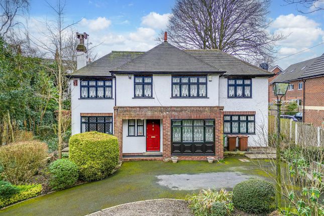 College Grove Road, Wakefield WF1 4 bed detached house for sale