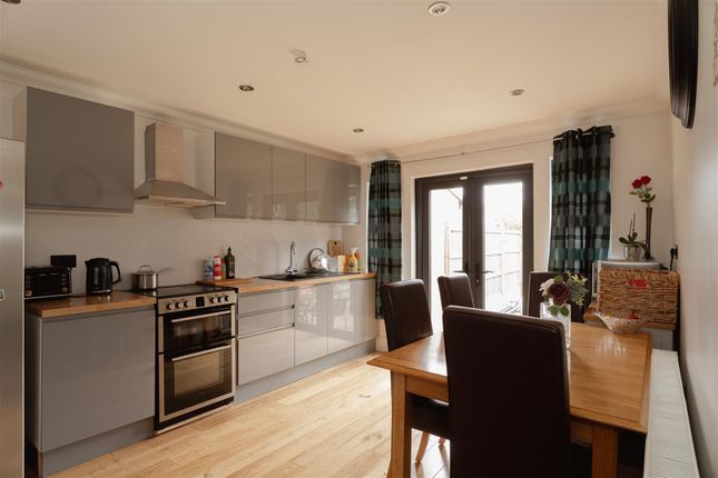 Kingston Road, Epsom KT19 3 bed house for sale