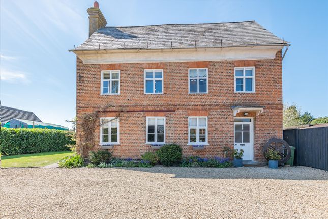4 bed detached house