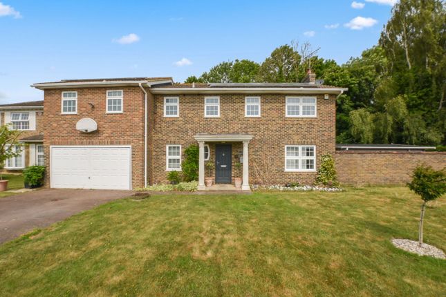 Harkness Drive, Canterbury CT2 5 bed detached house for sale