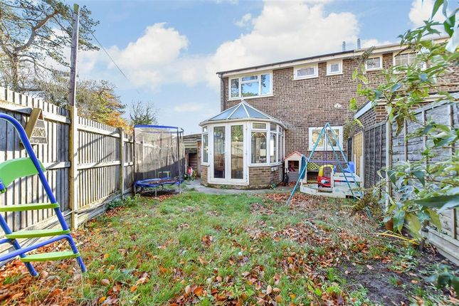 3 bed end terrace house