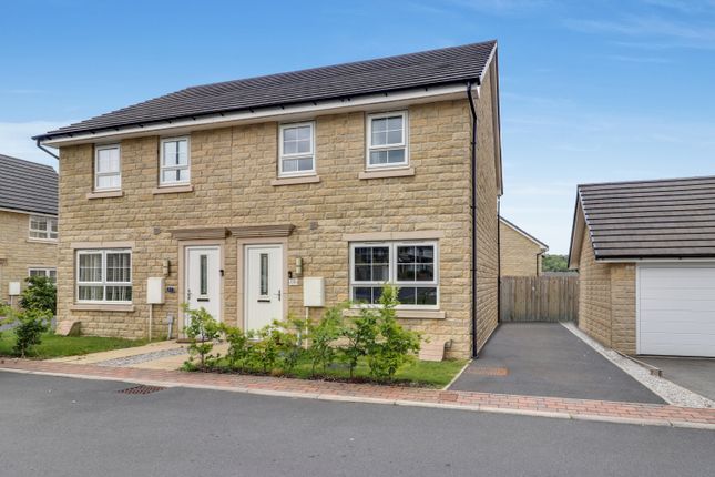 Weavers Avenue, Golcar, Huddersfield... 3 bed semi