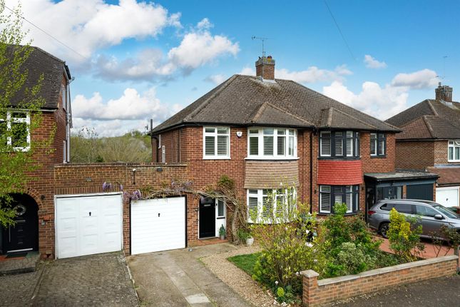 Canterbury Way, Croxley Green 3 bed semi
