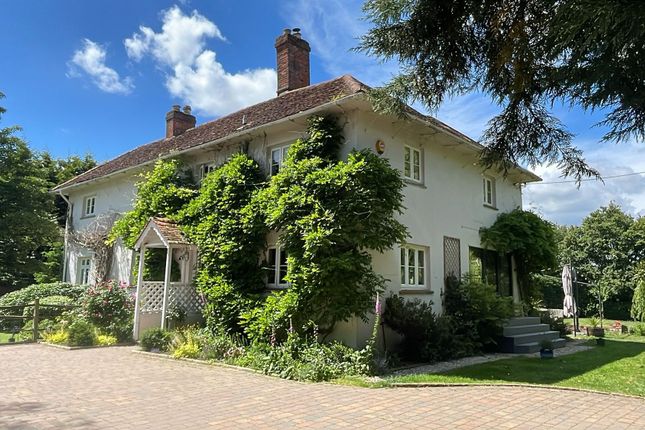 Easthampstead Road, Wokingham, RG40 6 bed detached house for sale