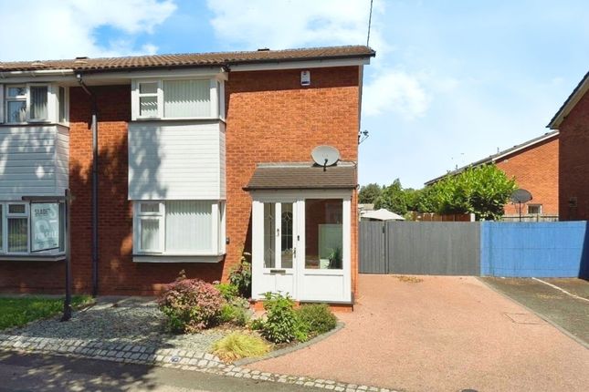 2 bedroom semi-detached house for sale