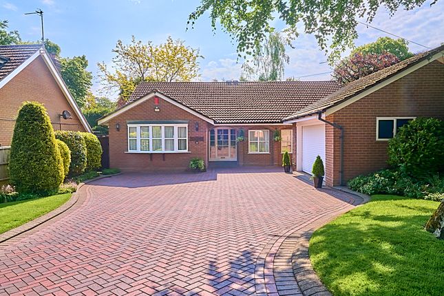 Highgate, Sutton Coldfield B74 3 bed detached bungalow for sale