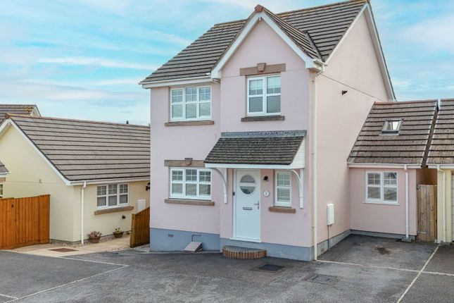 Beach Walk, Paignton, TQ4 6LZ 4 bed detached house for sale