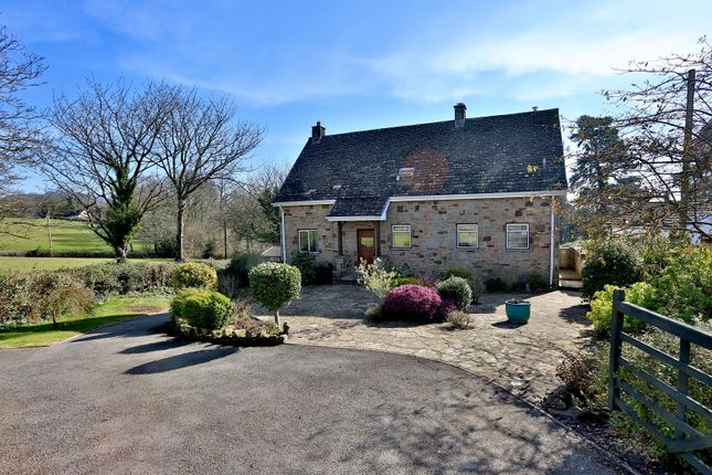 Abergavenny NP7 4 bed detached house for sale