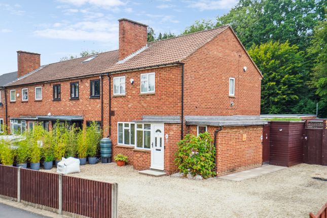 Elizabeth Avenue, Little Chalfont 2 bed end of terrace house for sale