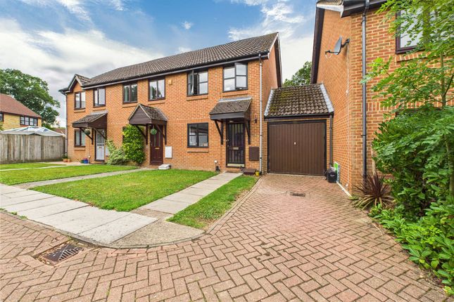 Trefoil Close, Wokingham, Berkshire... 2 bed end of terrace house for sale
