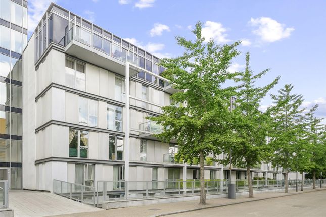 Chadwell Lane, Hornsey N8 2 bed apartment for sale