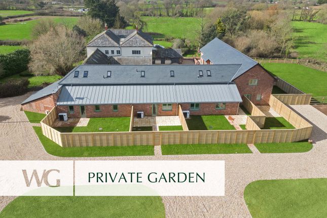 Broadclyst, Exeter 2 bed barn conversion for sale