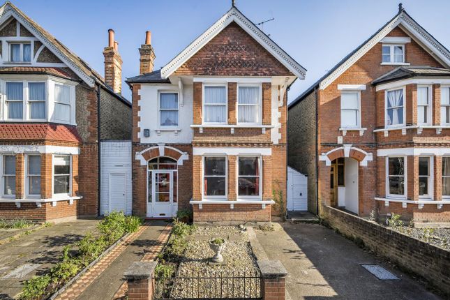 Latchmere Road, Kingston Upon Thames KT2 4 bed detached house for sale